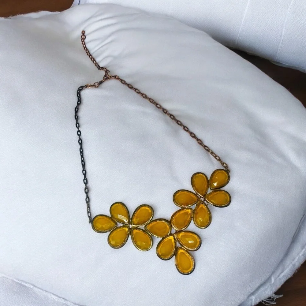 Vintage Bold Orange Statement Necklace – 11